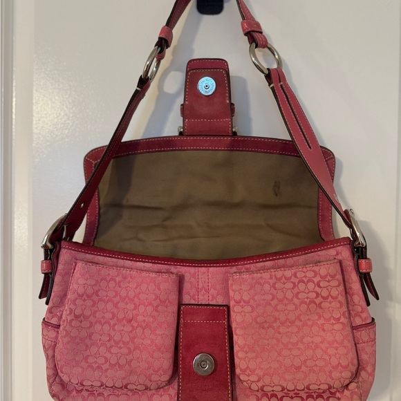 COACH Pink monogram canvas leather shoulder bag purse 12x7x3" suede. - Picture 8 of 15